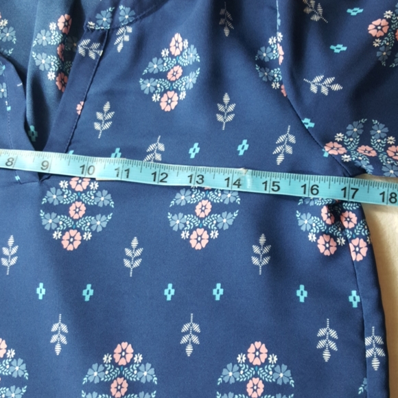 Knox Rose Blouse - Picture 8 of 10